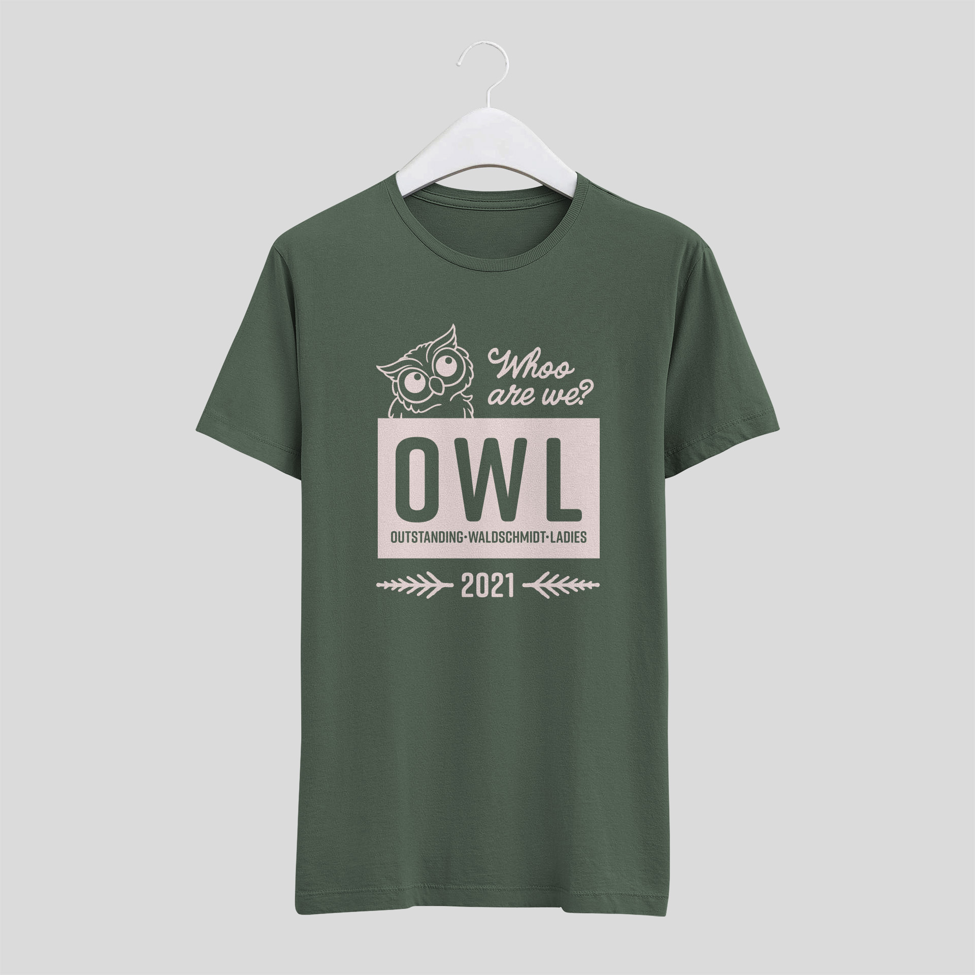 apparel-owl-mockup